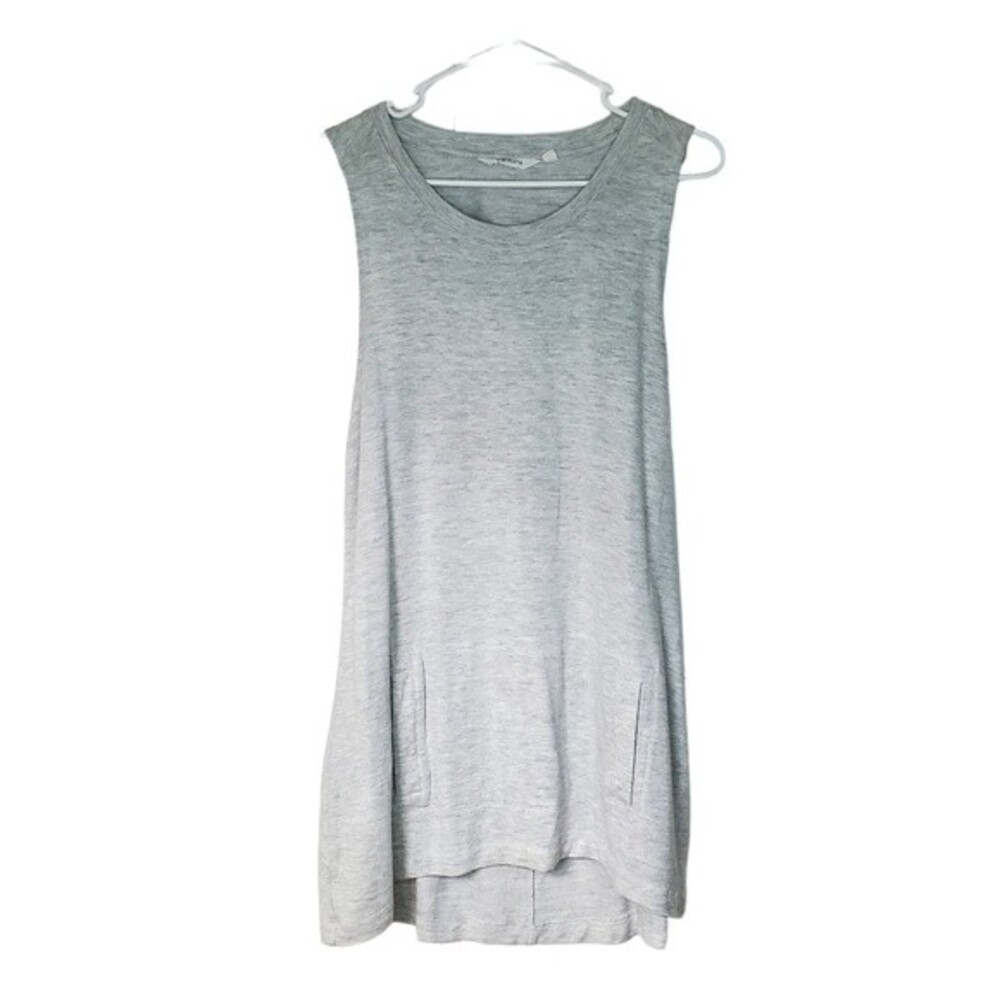 ATHLETA Limitless Keyhole Tank Top Size L
